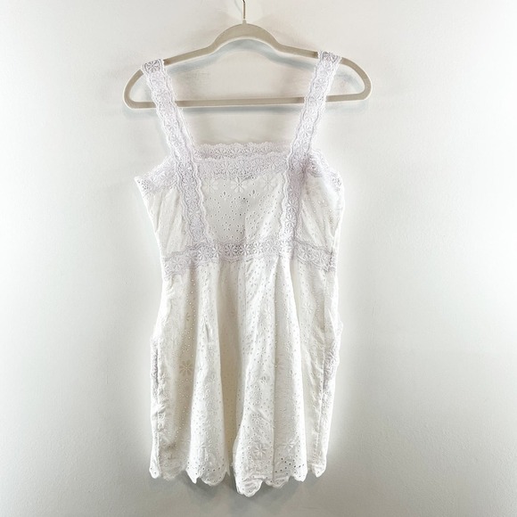 Charo Ruiz White Zuma Jumpsuit Romper - Small NWT - Picture 15 of 16